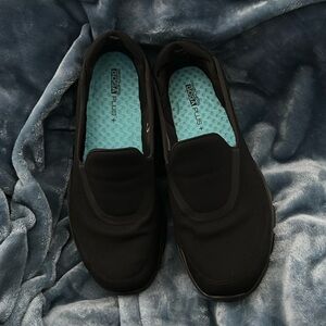 Sketcher Goga Plus  9.5